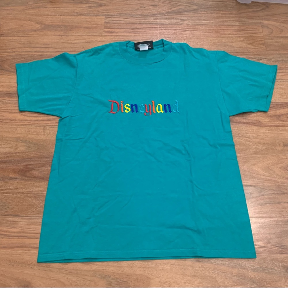 Vintage Disney Originals Emrbodiered Disneyland Theme Park Tee Adult Large/XL